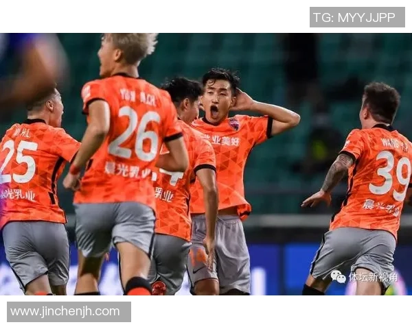 重庆足球队强势领跑全国锦标赛积分榜以93分稳居第一